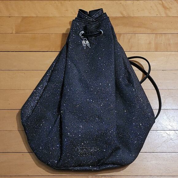 Victoria’s Secret Gray Silver Glitter Sling Backpack NWOT Drawstring Angel Charm - Picture 9 of 9